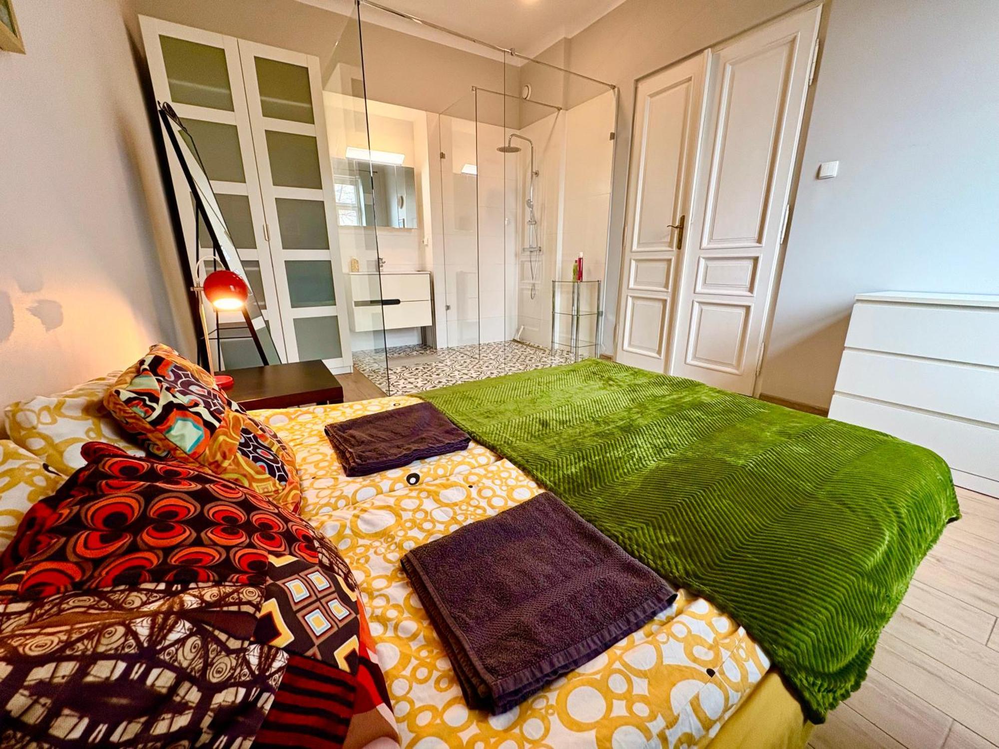 Yoonik Apartments Краков Экстерьер фото